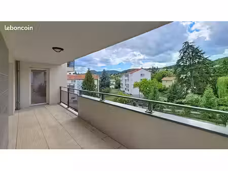 appartement 3 pièces 74 m²
