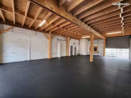 local commercial 204 m² saint raphael