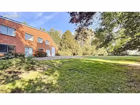 maison 4 pièces 300 m²