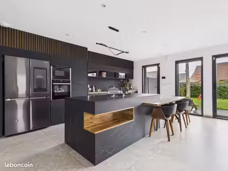 maison 6 pièces 180 m²