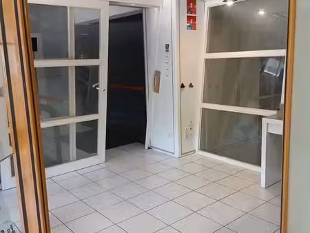 bureau verrière 21.12m2+bureau attenant 25m2