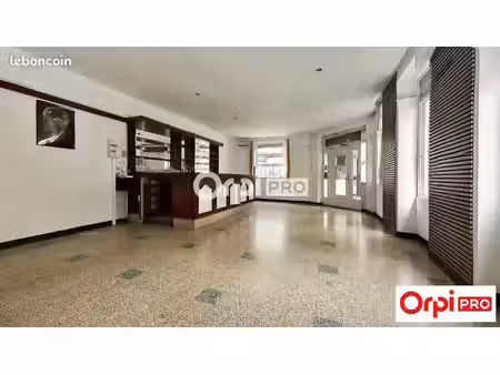 local commercial 65 m²