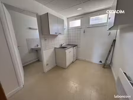 appartement 1 pièce 28 m²