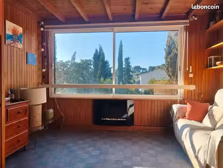 à louer – charmant duplex meublé entre sanary-sur-mer et bandol