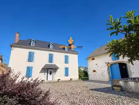 appartement 4 pièces 125 m²