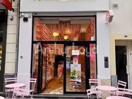 local commercial 96 m²
