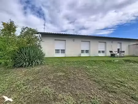 vente maison 4 pièces 110 m² à saint-denis-de-pile (33910)  182 000 €