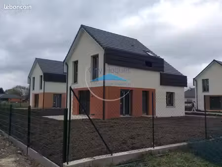 maison 5 pièces 106 m²