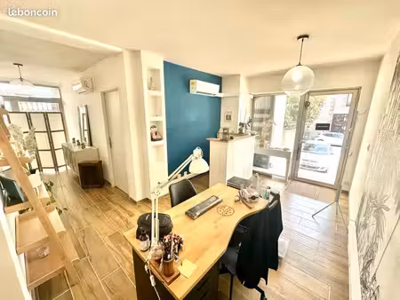 local commercial 52 m²