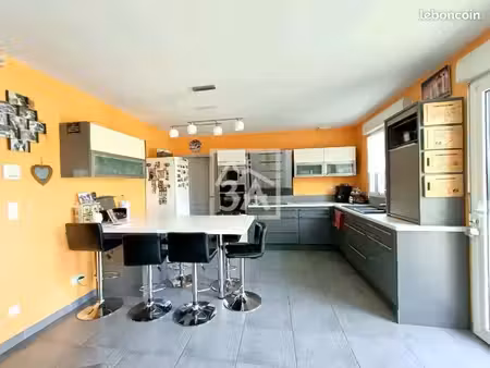 maison 6 pièces 117 m²