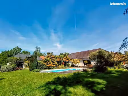 maison contemporaine et familiale climatisée
