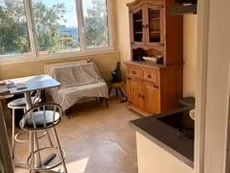 vends bâtiments locatifs front de mer