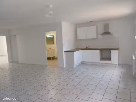 t3 rénové 90 m²