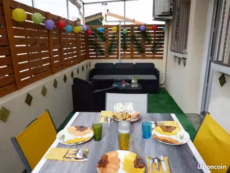 perpignan gare – maison de ville rénovée – 3 chambres – 2 terrasses – garage 49 m²