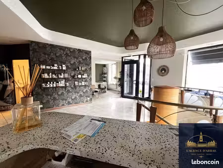 local commercial 220 m² arras
