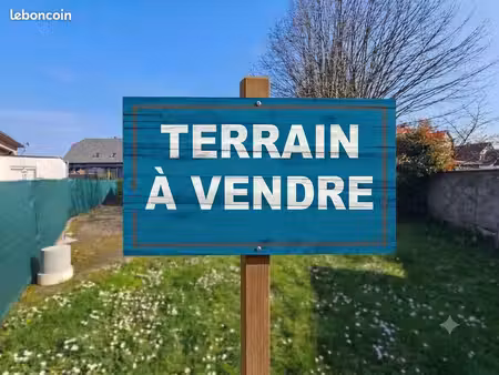 terrain constructible de 631m² à ungersheim