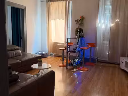 vendre appartement 105m2. 5 piese. 92000£