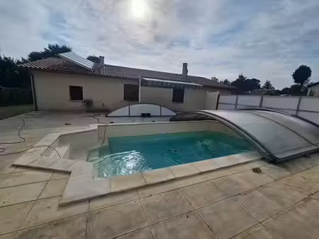 vente maison 6 pièces 139 m² à montguyon (17270)  192 240 €