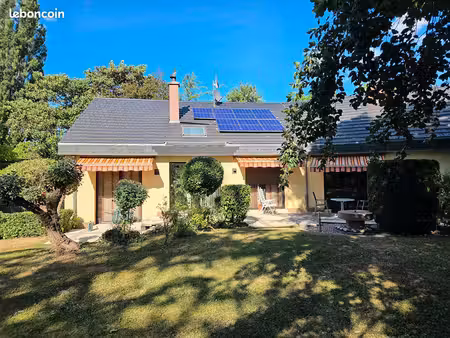 maison 6 pièces 166 m²