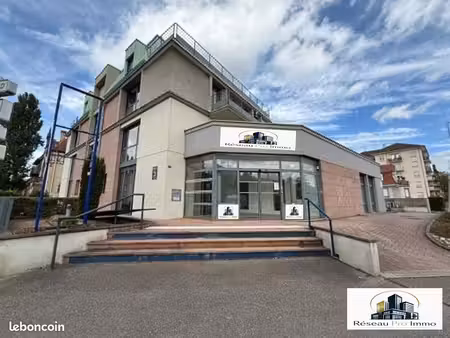 bureaux 325 m²