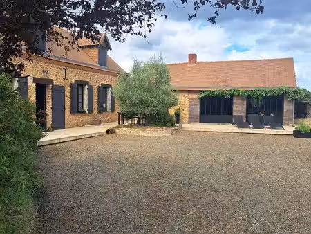 maison à lavaré