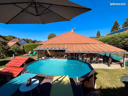 propriété 4 pièces 99 m²