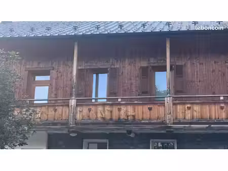 petit studio calme dans une maison individuelle avec