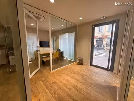 local commercial 84 m² macon