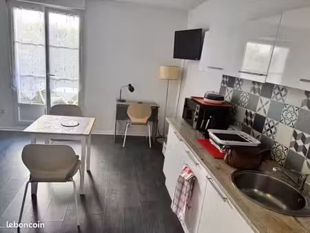 studio meublé 26 m² jardinet– gare de melun – résidence sécurisée