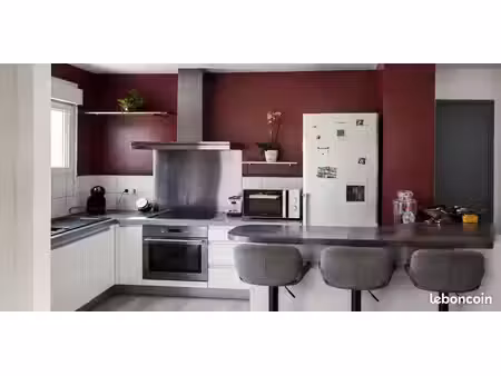 t3 hyper centre 54 m2 - cuisine équipée - dressing sur mesure - libre rapidement