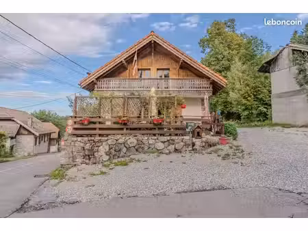 chalet 3 pièces 82 m²