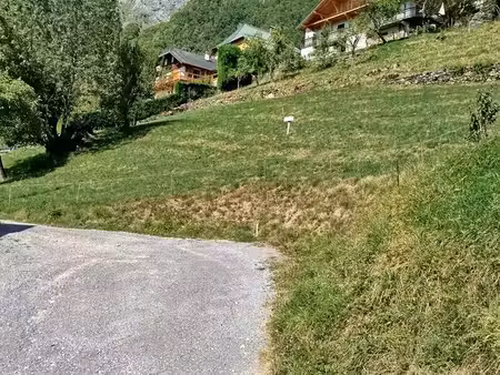 terrain constructible à ugine