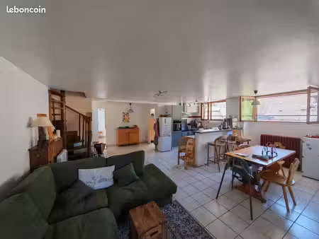 t4 duplex avec stationnement privatif