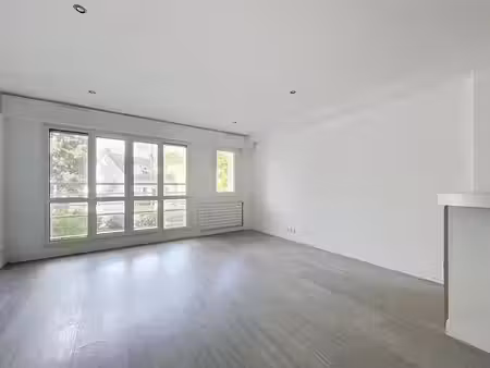 location appartement 2 pièces 46.01 m² à garches (92380)  1 070 €