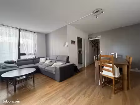 appartement 6 pièces 98 m²
