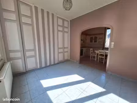 maison 4 pièces 64 m²