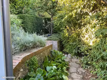 charmante maison avec jardin
