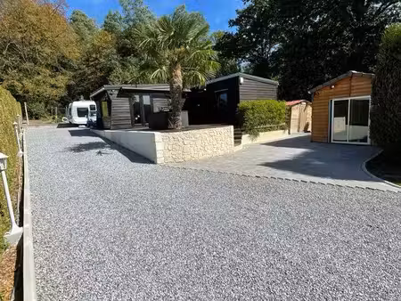 terrain constructible 1 400 m² + habitations tout confort et dépendances – idéal artisan/p