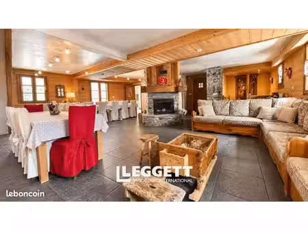chalet 9 pièces 325 m²