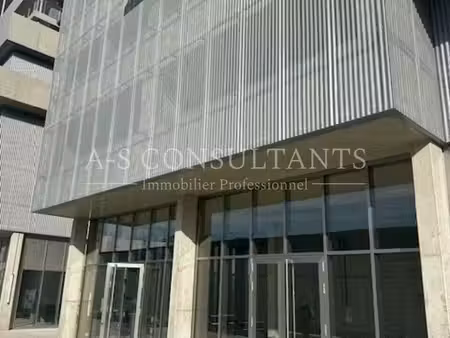 local commercial 70 m² chambéry