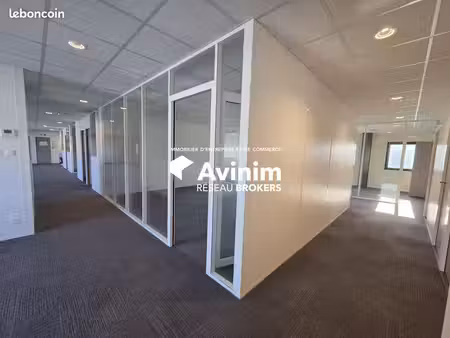 bureaux 447 m² annecy