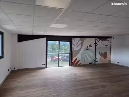 à louer – bureaux ville-la-grand