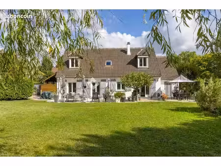 maison 7 pièces 135 m²