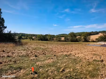 terrain 952 m² cadalen