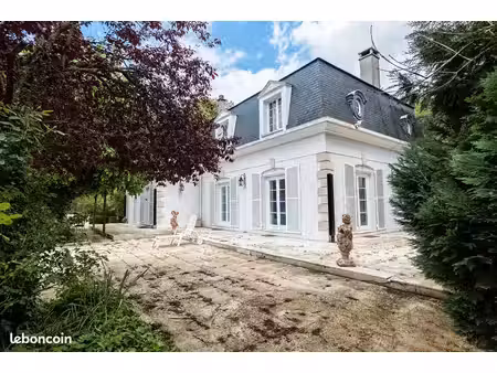 propriété 12 pièces 260 m²