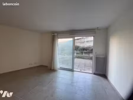 appartement 1 pièce 32 m²