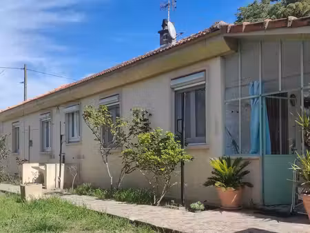 4 chambres de plain-pied  établissements scolaires à pied
