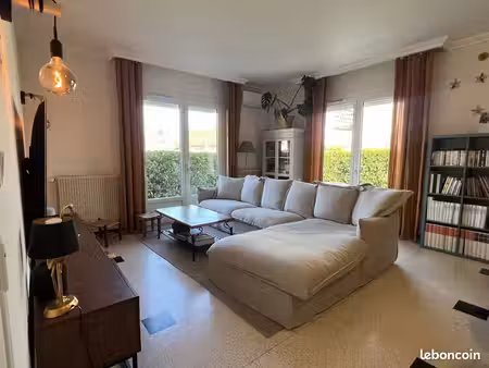 maison 5 pièces 133 m²