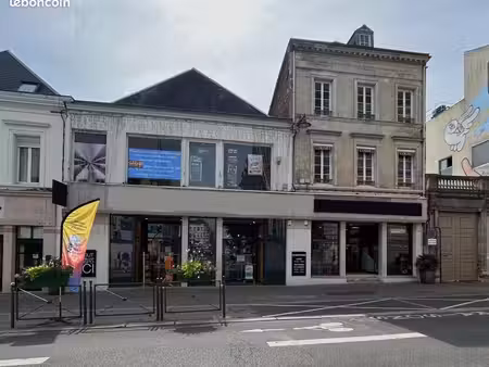 local commercial 1 993 m²