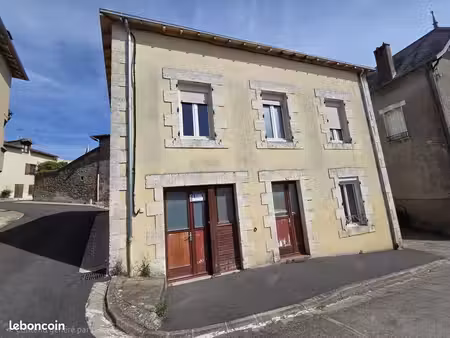 immeuble 4 pièces 92 m²